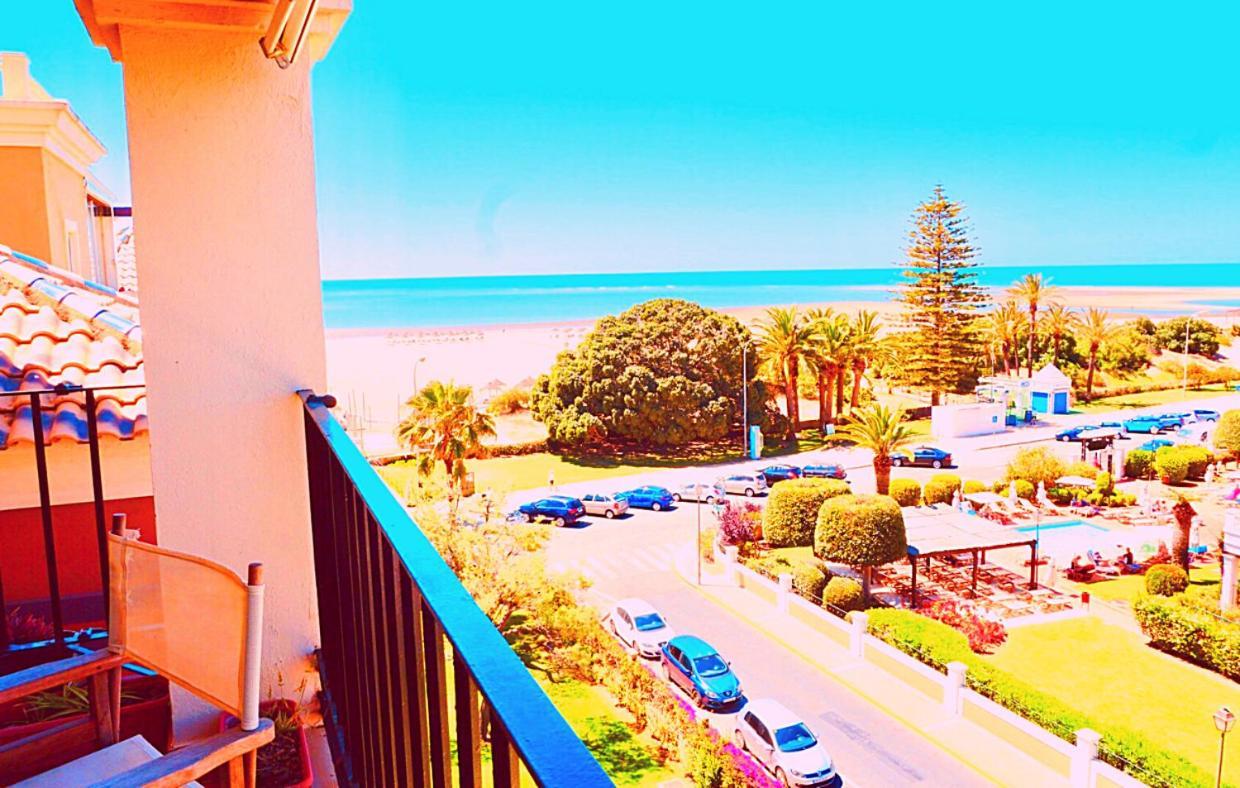 Canela Park, - By Ac Real *