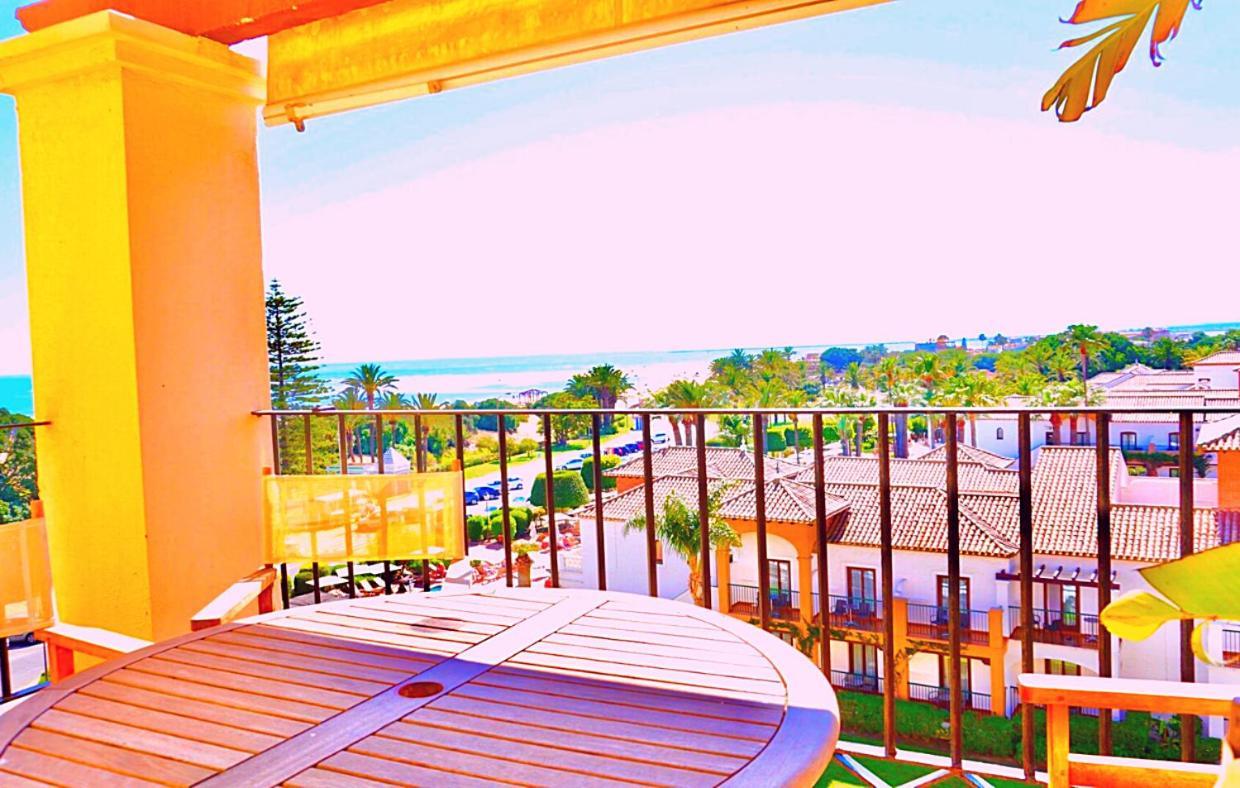 Canela Park, - By Ac Real * Isla Canela